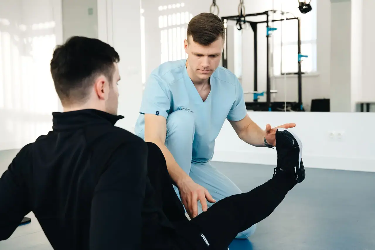 Como Escolher um Gestor de Google Ads para Clínica de Fisioterapia: O Que Avaliar Antes de Contratar