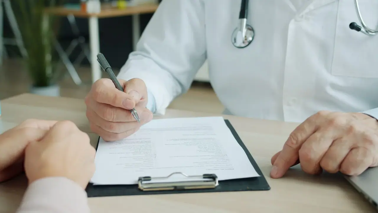 Google Ads ou Meta Ads para Clínica Médica: Qual Traz Mais Paciente?