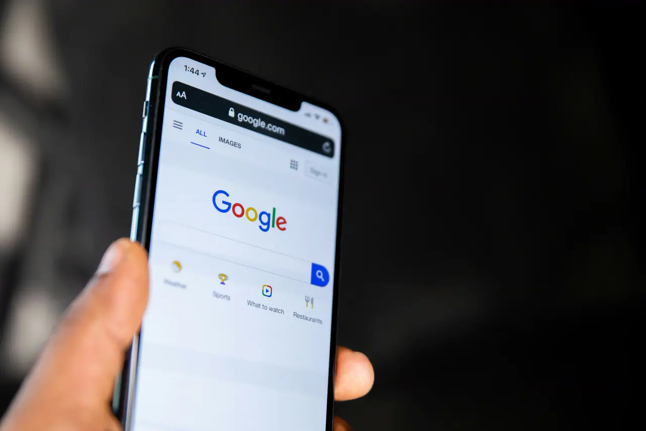 Facebook Ads ou Google Ads: Qual Escolher Para o Meu Negócio?